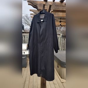 Gorgeous black Barezzi men's Trenchcoat, size52T
